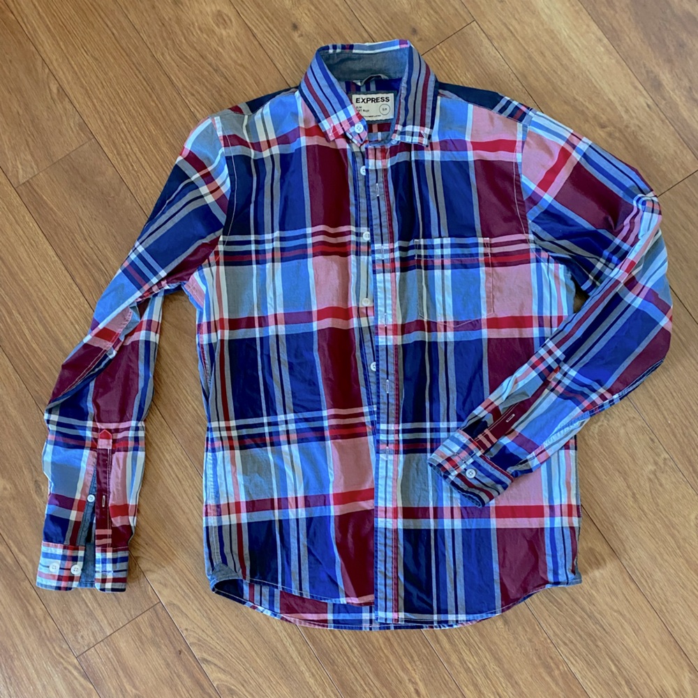 Men’s Express shirt, slim small